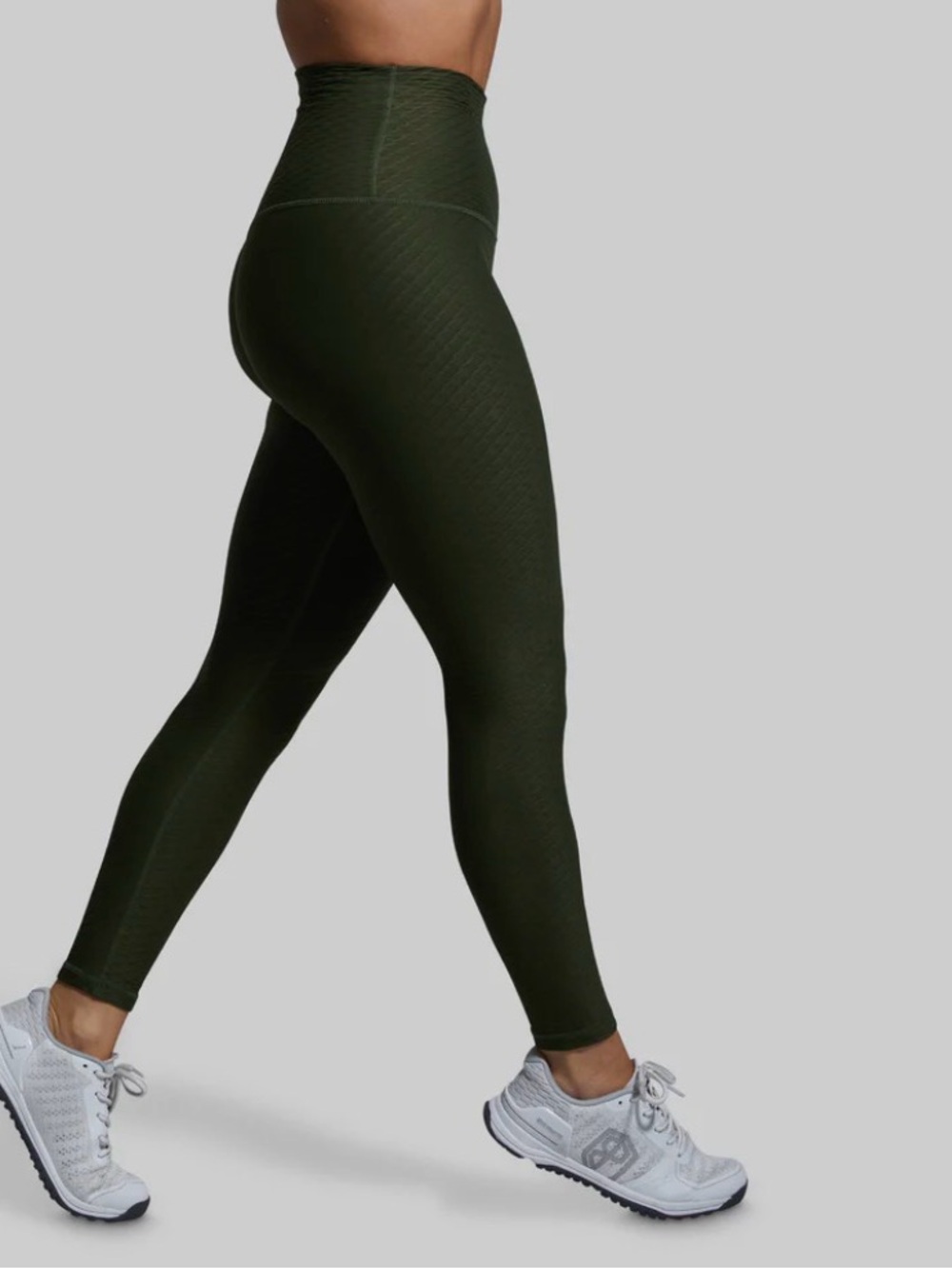 Born Primitive Paragon Leggings, Size Medium